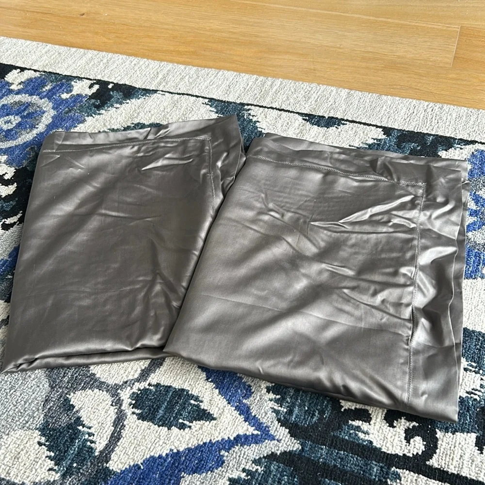 Restoration Hardware Italian 1000 Thread Count Luxe Sateen Duvet Set